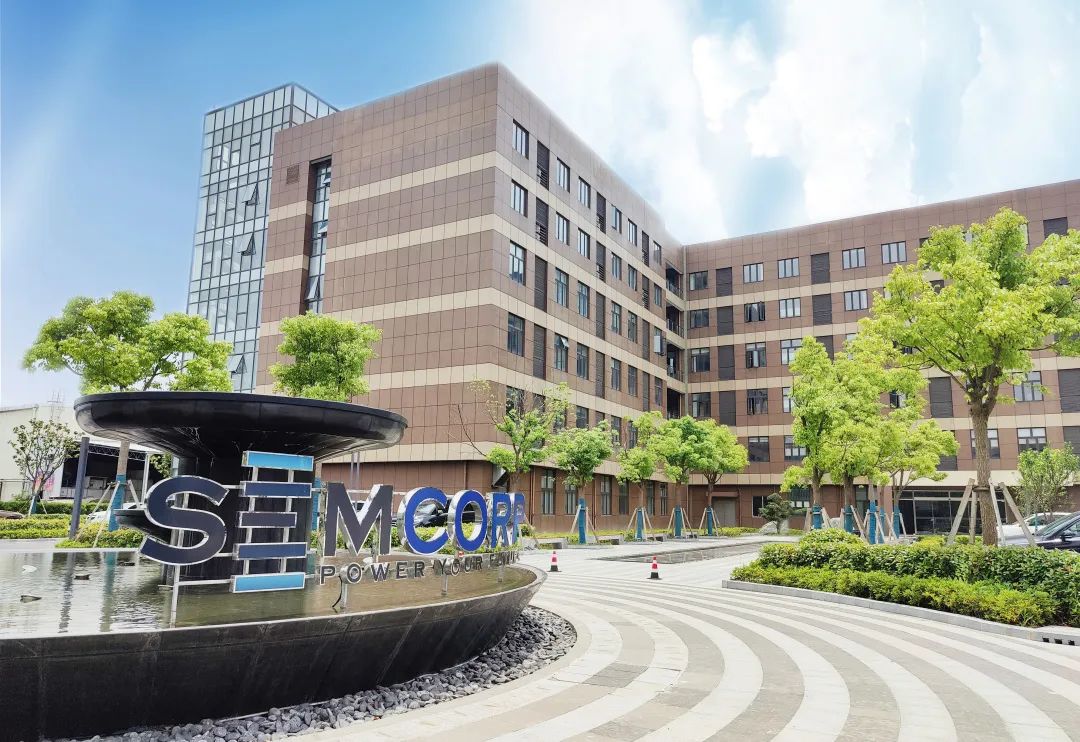 1670555204379558 1670555204379558